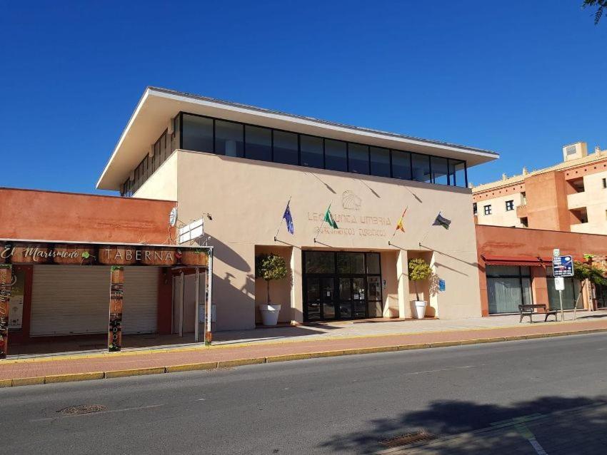 Apartamento Punta Umbria Parking Incluido Y Piscina Exterior photo